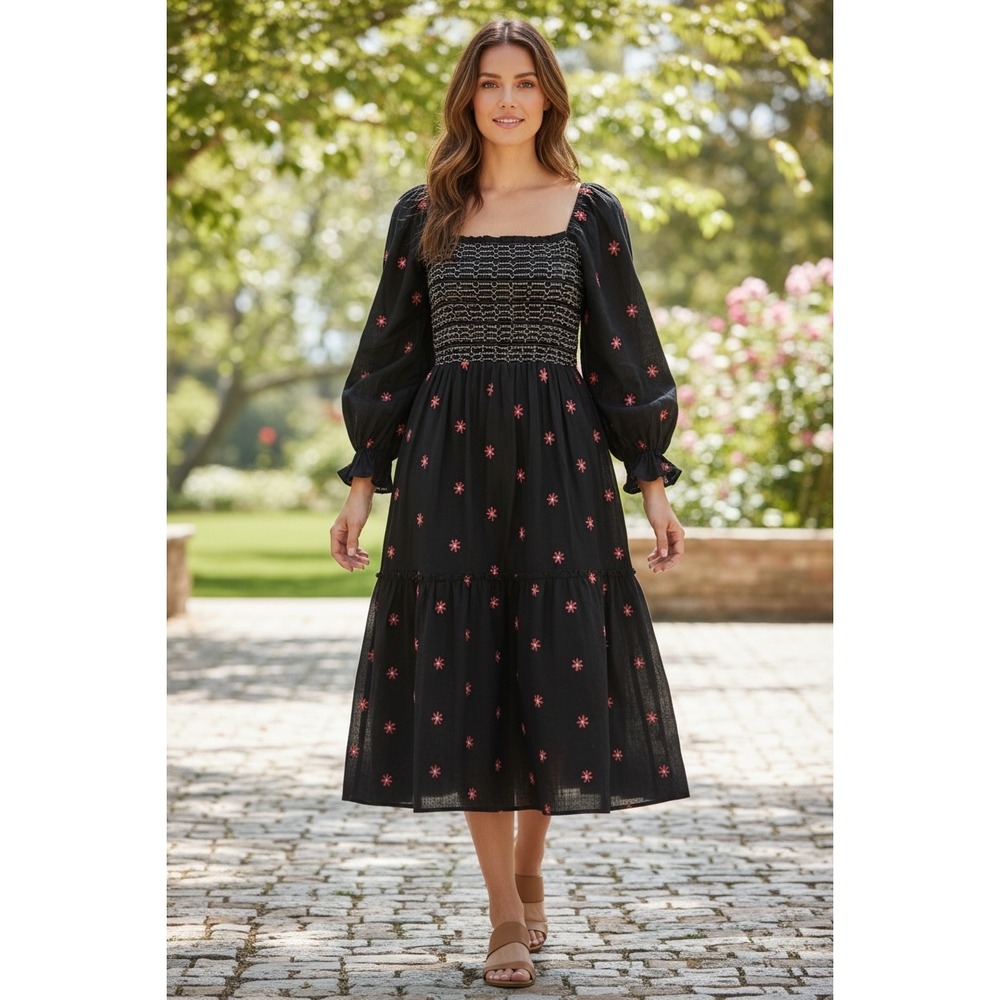 Daisy Dress Black Floral Embroidered Smocked Midi Puff Sleeve Tiered Large